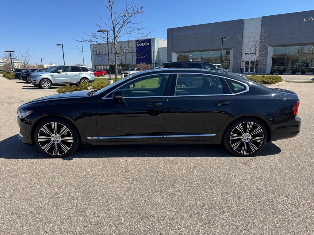 Certified 2023 Volvo S90 B6 Ultimate image 2