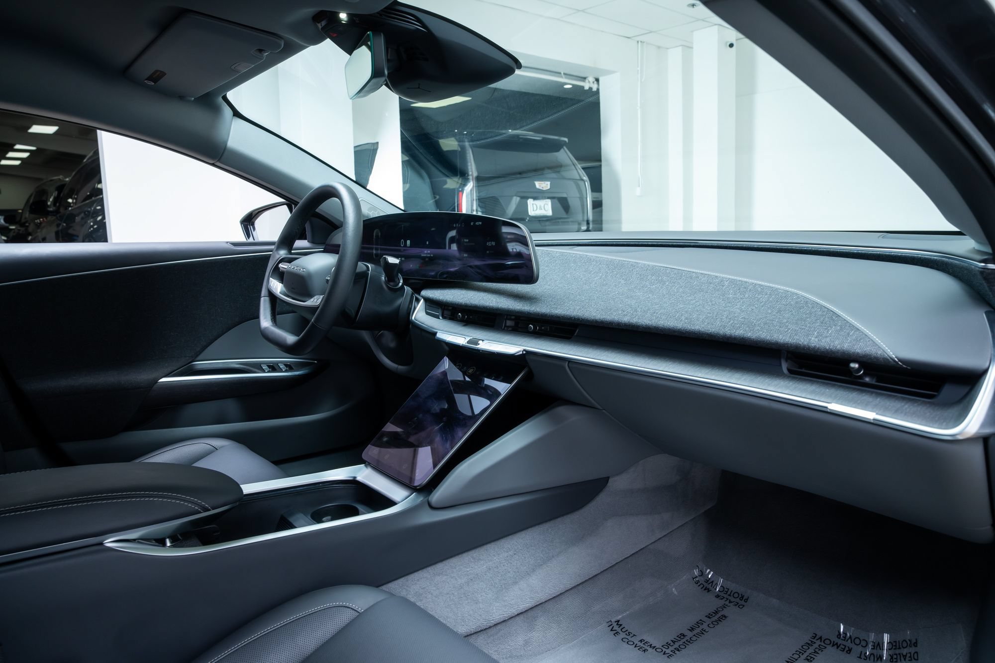 Used 2025 Lucid Air Touring AWD/4WD image 26