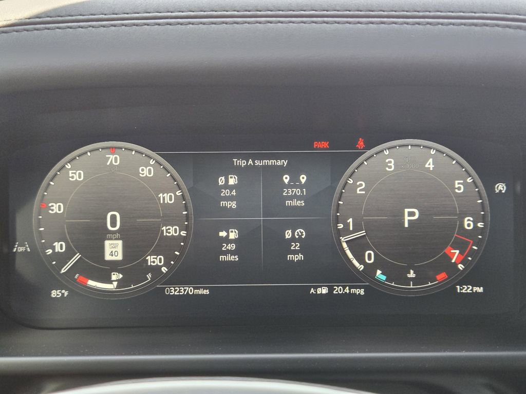 Used 2025 Land Rover Defender 110 S AWD/4WD image 10