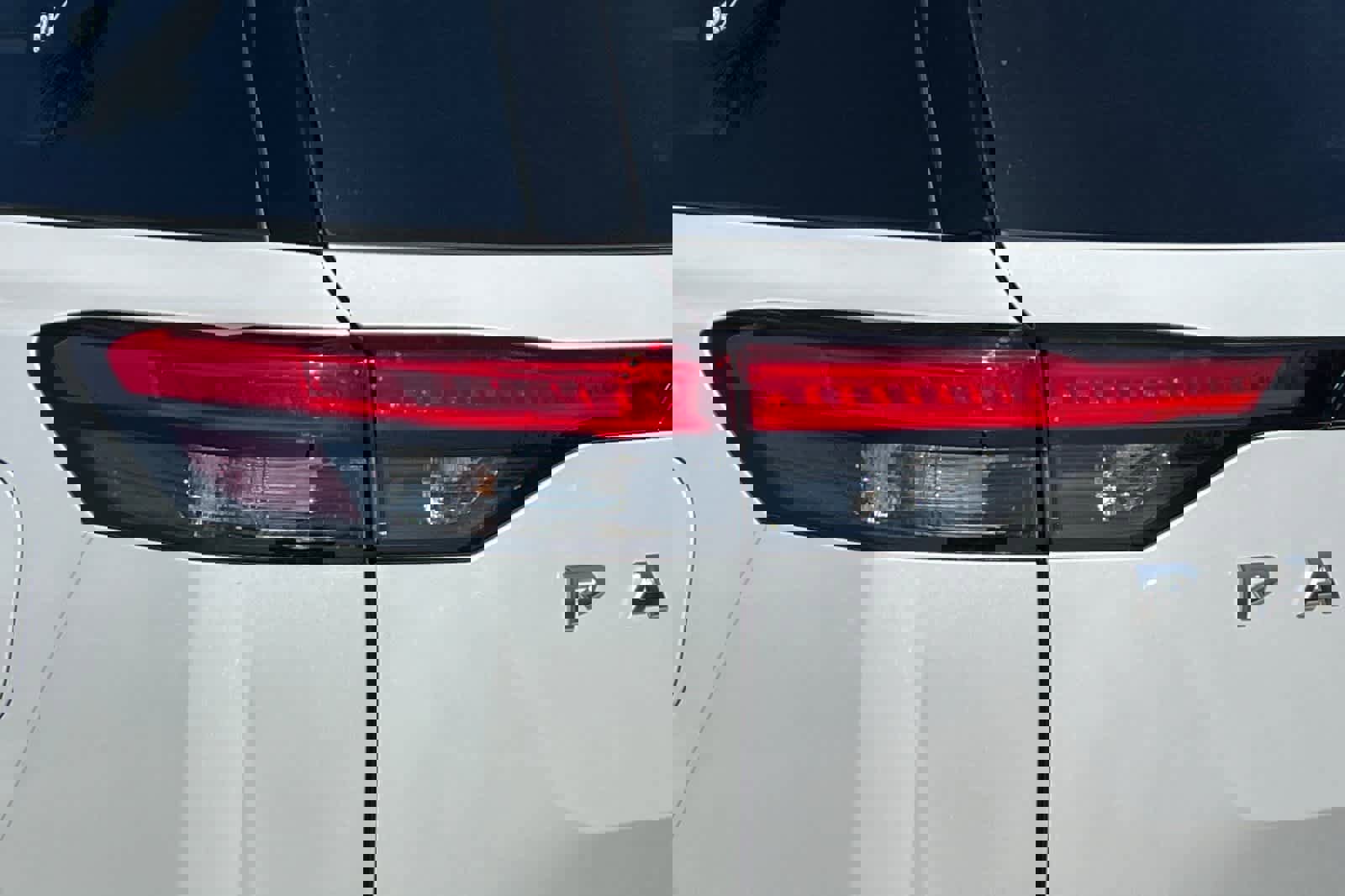 New 2025 Nissan Pathfinder Platinum image 17