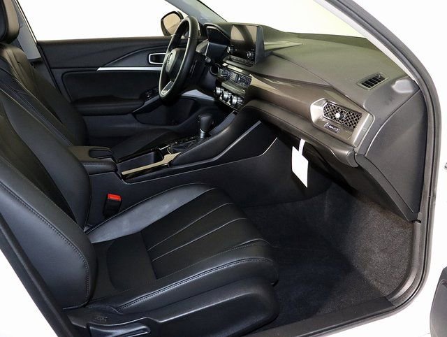 Used 2025 Acura Integra image 31