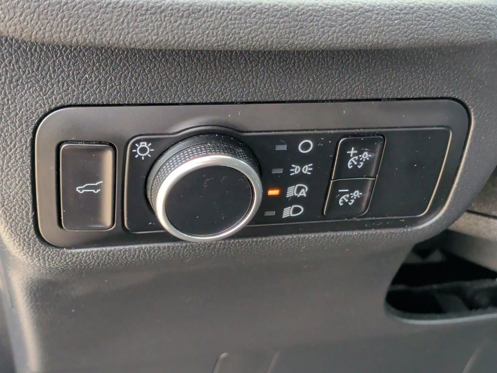 Used 2023 Ford Escape ST-Line image 15