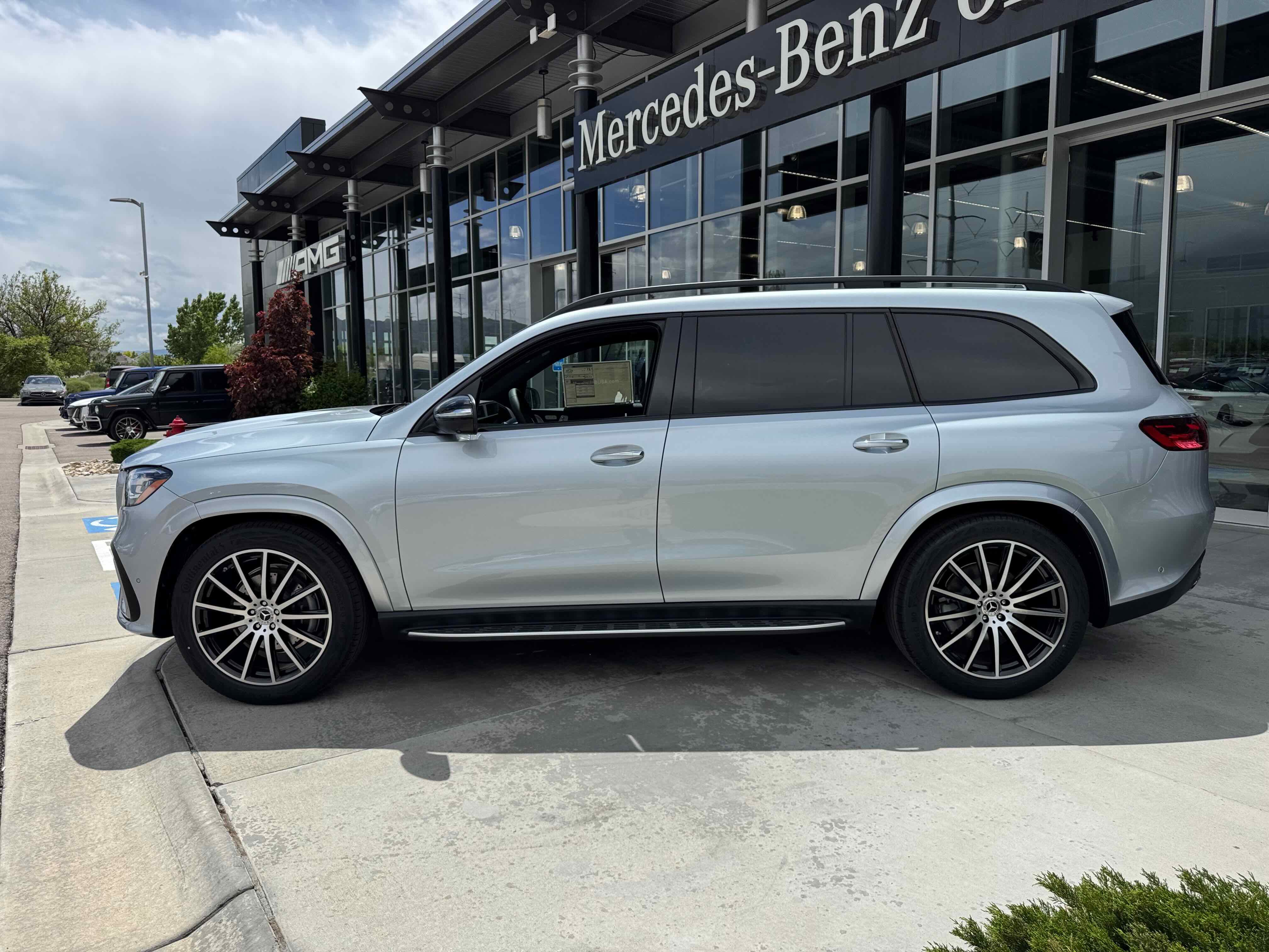New 2025 Mercedes-Benz GLS 450 450 4MATIC image 3