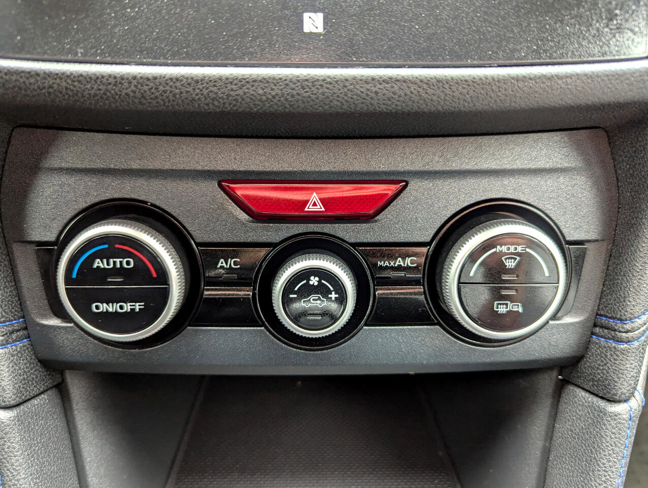 Used 2019 Subaru Crosstrek Hybrid w/ Moonroof Package w/Navigation image 29