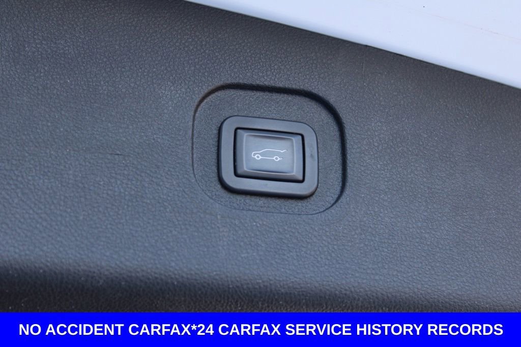 Used 2017 Chevrolet Equinox Premier w/ Enhanced Convenience Package image 12