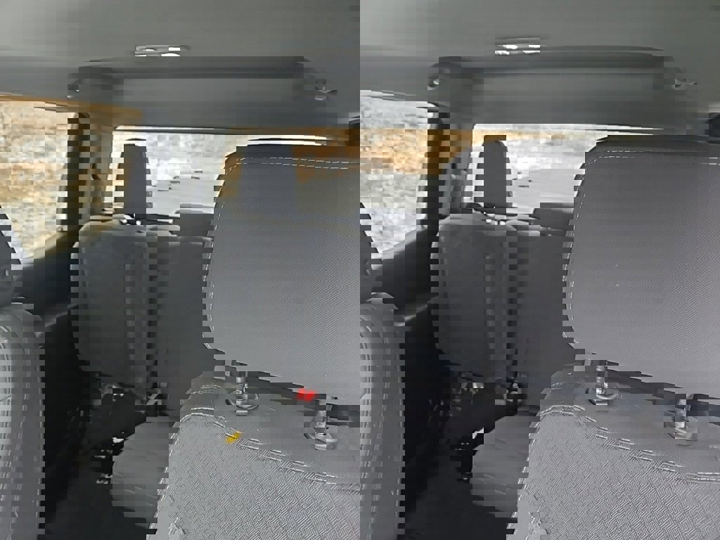 Used 2021 Chevrolet Silverado 1500 LT w/ Bed Protection Package image 17