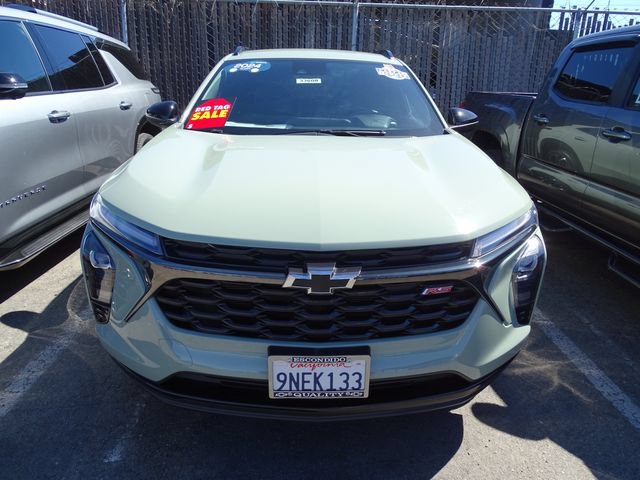 Certified 2024 Chevrolet Trax RS w/ Driver Confidence Package FWD image 6