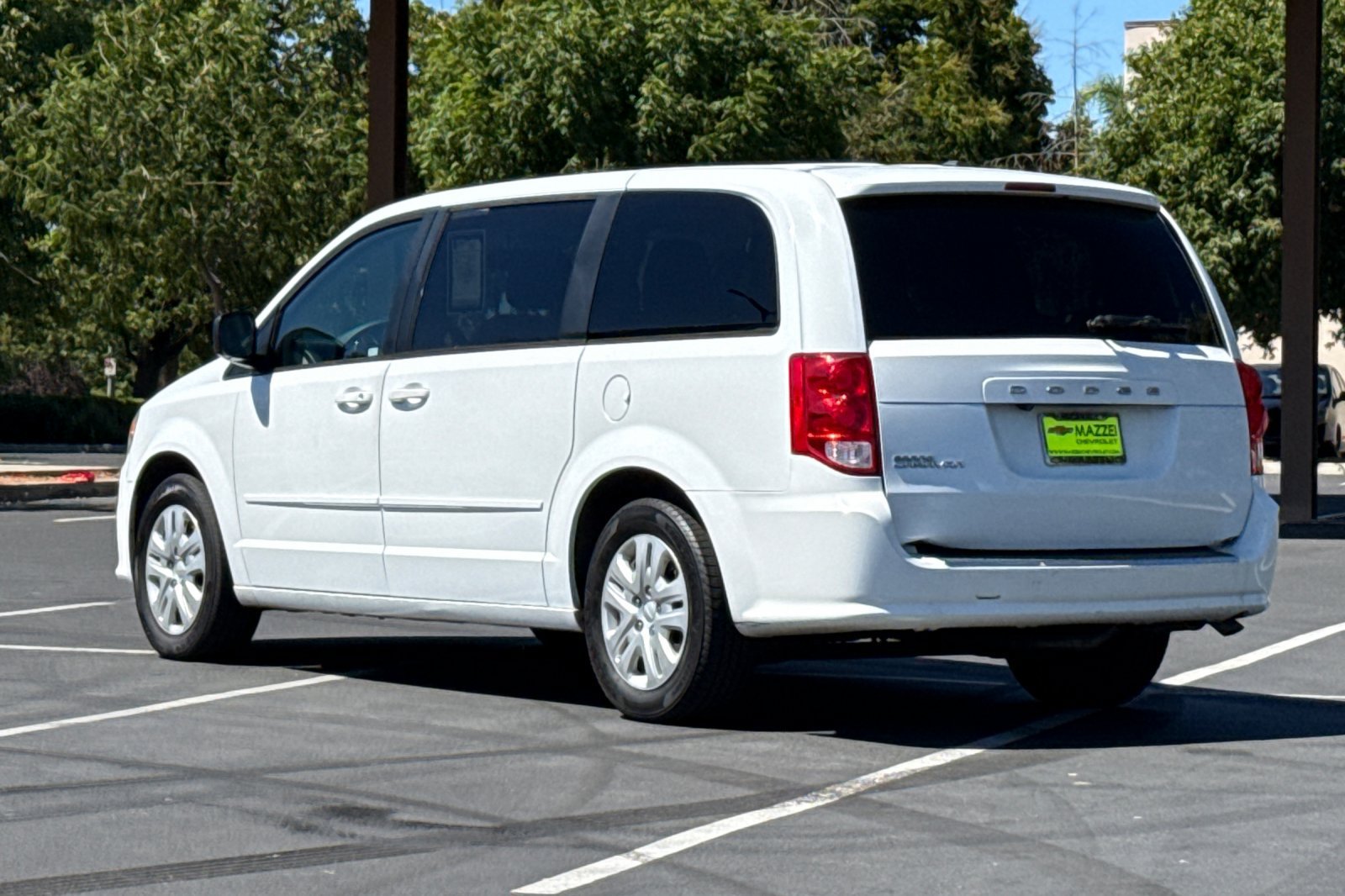 Used 2017 Dodge Grand Caravan SE w/ Power Window Group FWD image 3