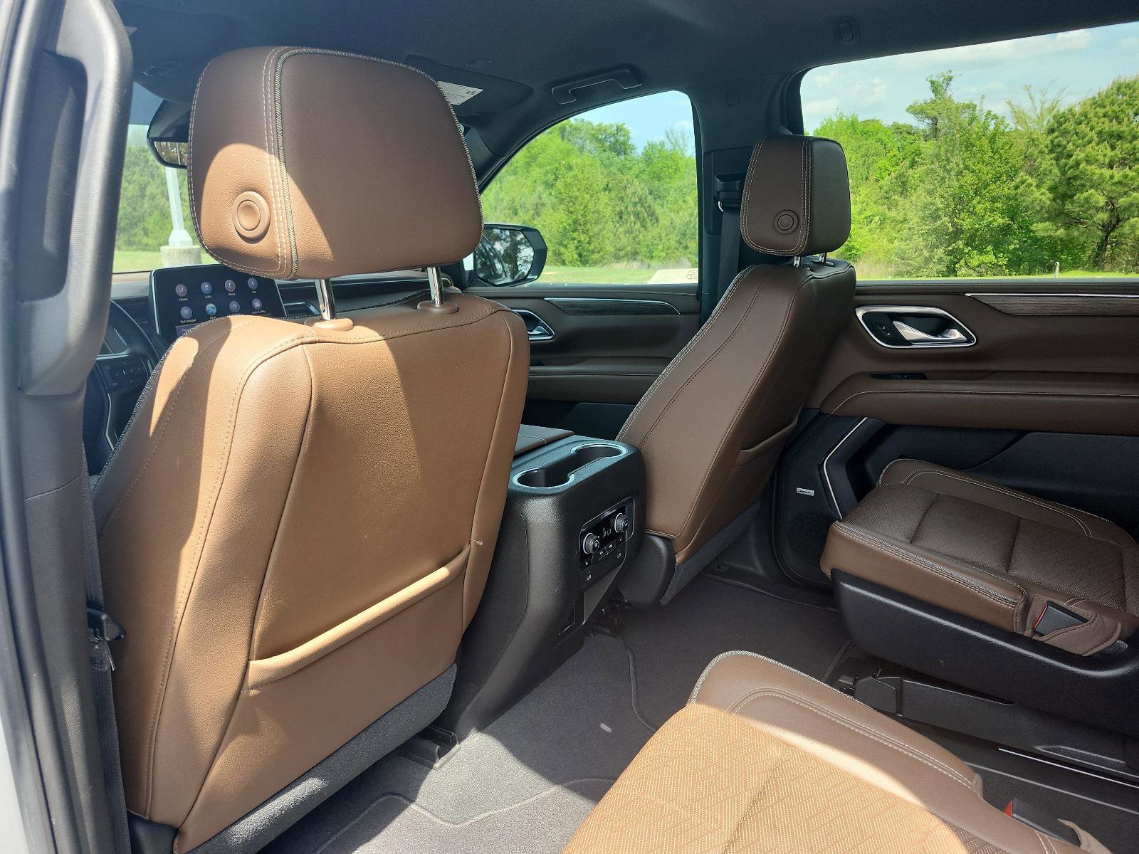 Used 2021 Chevrolet Suburban High Country image 12