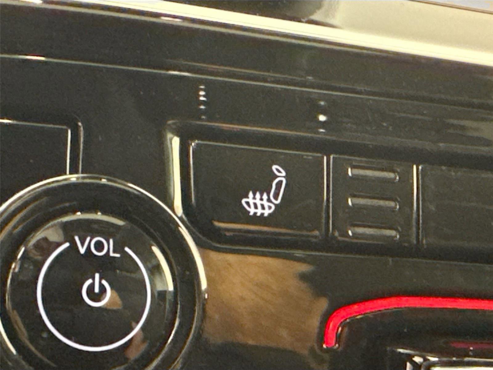 Used 2023 Jeep Grand Cherokee L Laredo w/ Luxury Tech Group I image 31