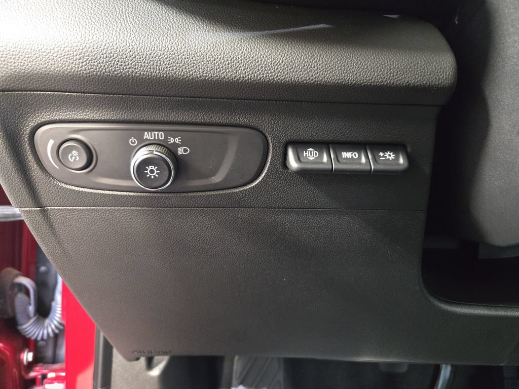 Used 2023 Buick Envision Avenir AWD/4WD image 27