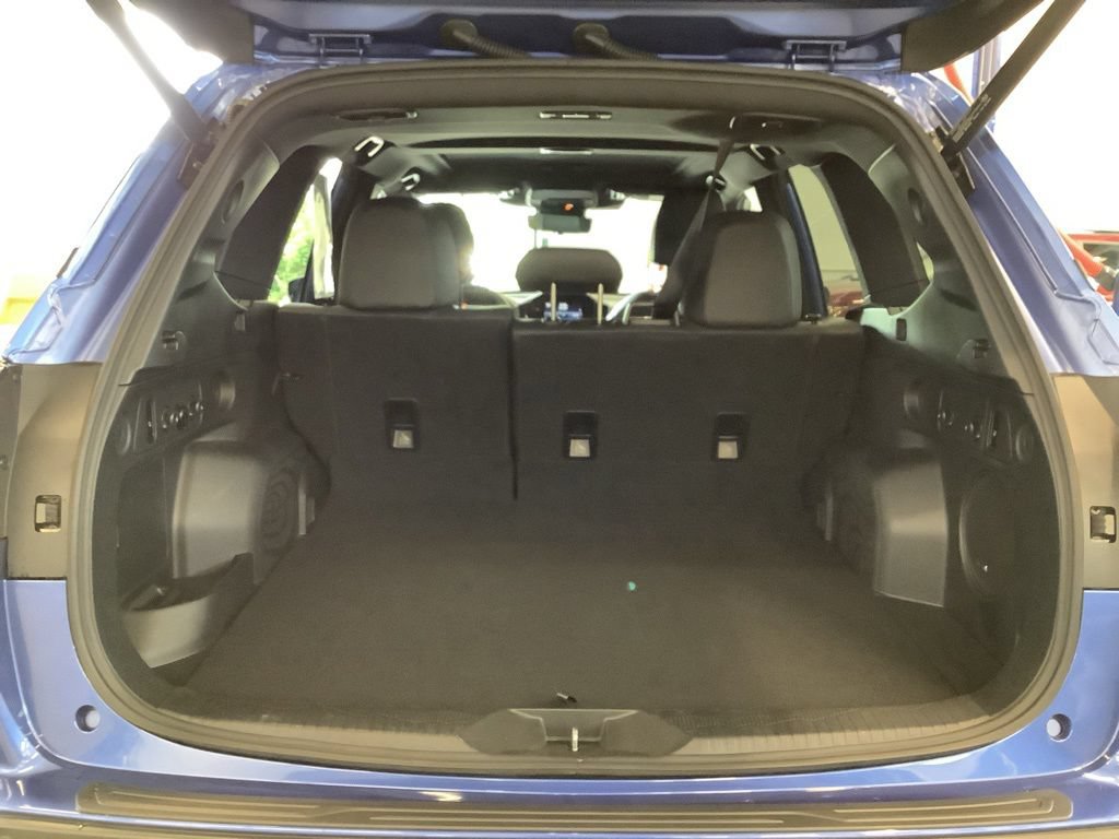 Certified 2025 Subaru Forester Touring AWD/4WD image 14
