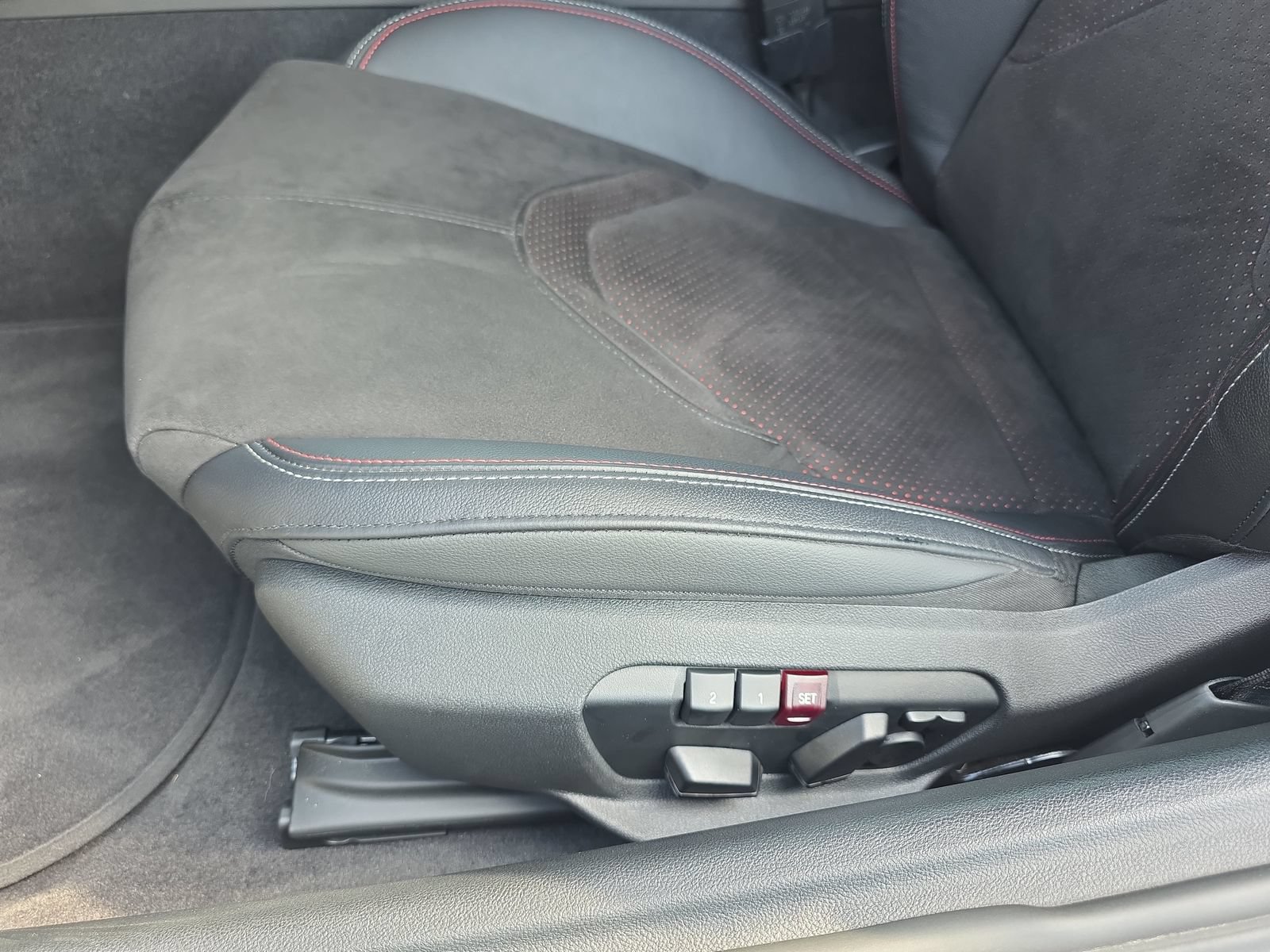 Used 2026 Toyota Supra RWD image 25