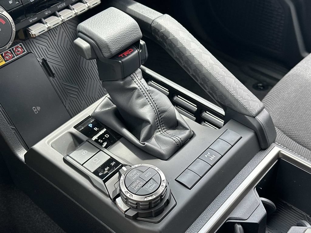 New 2026 Toyota 4Runner TRD Off-Road AWD/4WD image 30