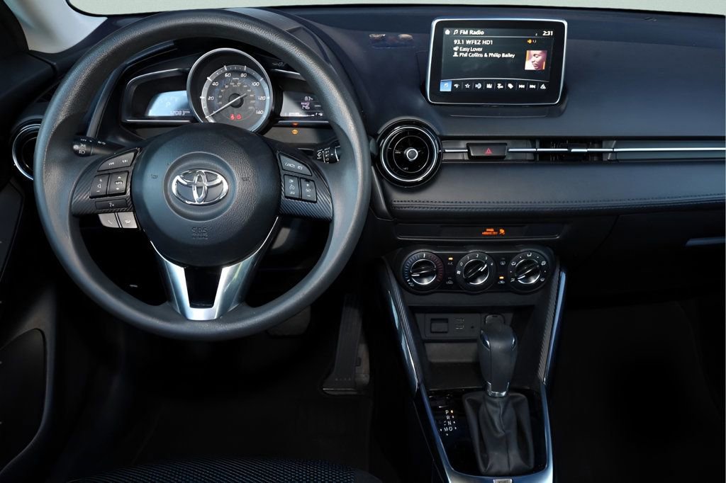 Used 2018 Toyota Yaris iA FWD image 16