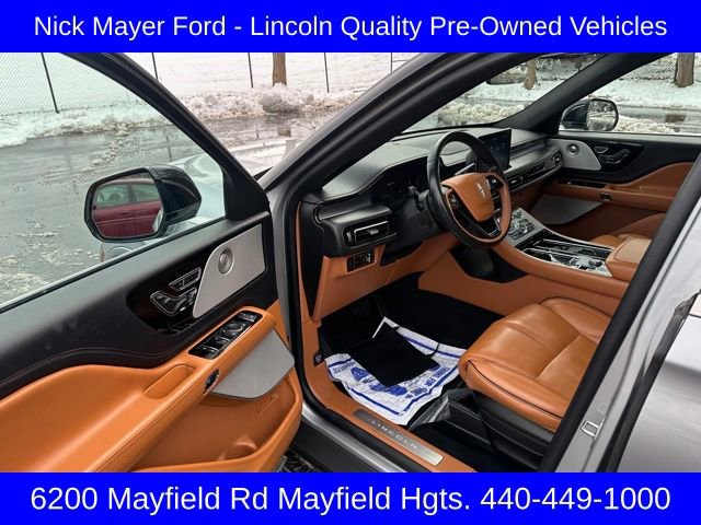 Used 2023 Lincoln Aviator Black Label image 9