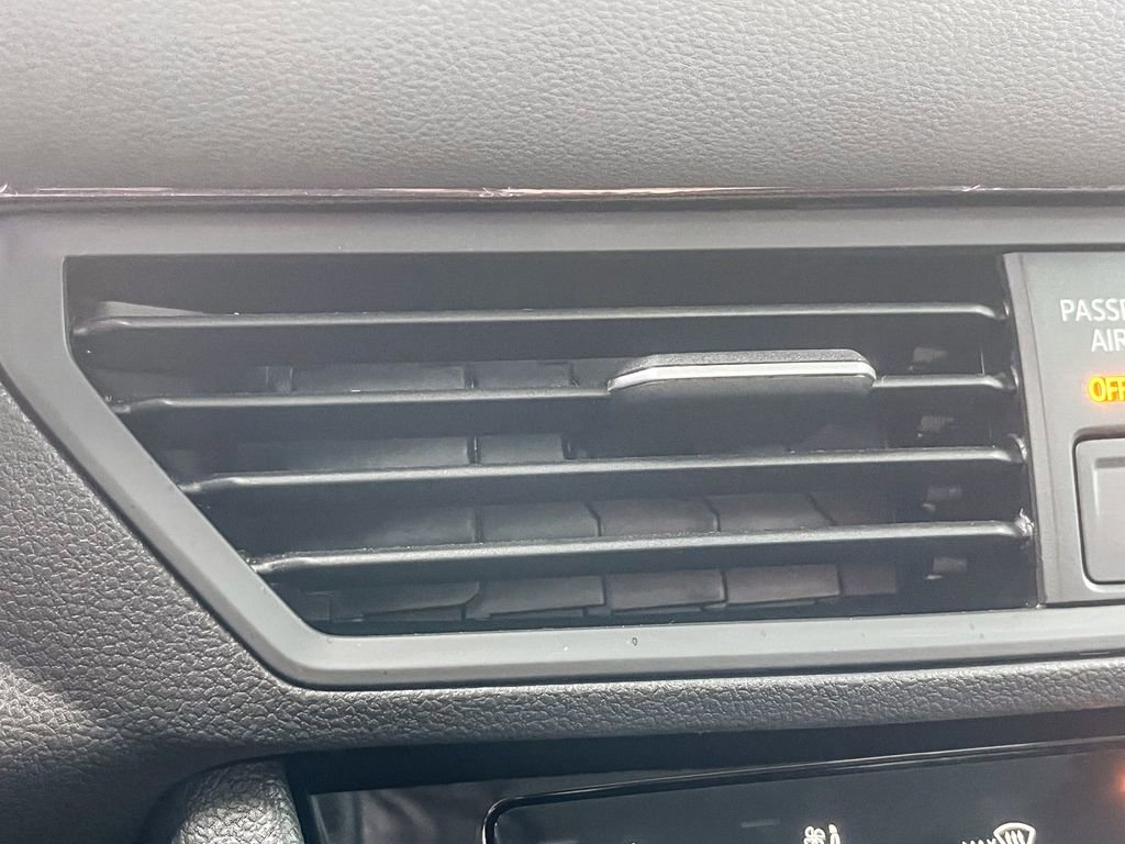 Used 2025 Volkswagen Jetta GLI Autobahn image 20