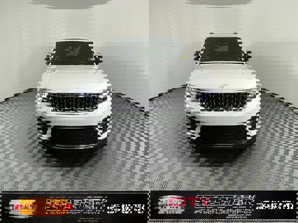 New 2026 Jeep Grand Cherokee Laredo X video 2