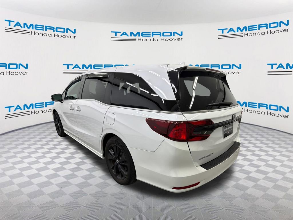 Used 2023 Honda Odyssey Sport image 3