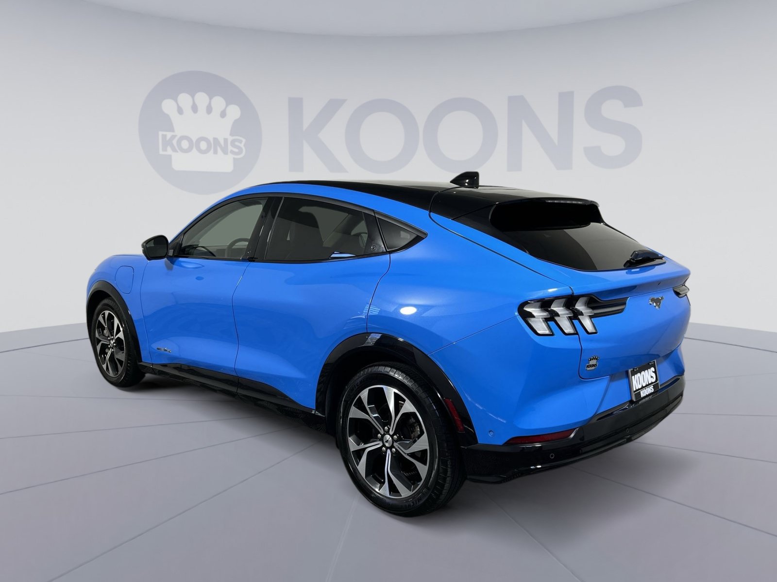 Used 2023 Ford Mustang Mach-E Premium AWD/4WD image 8