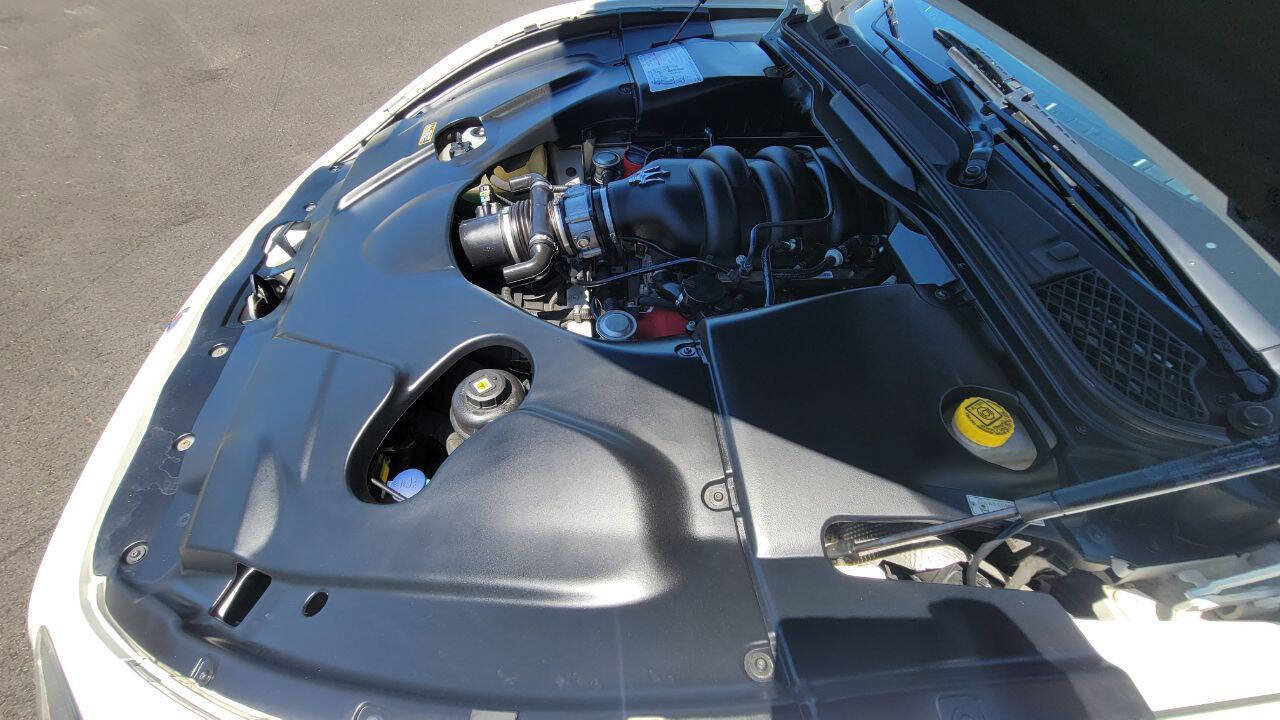 Used 2015 Maserati GranTurismo Sport RWD image 33