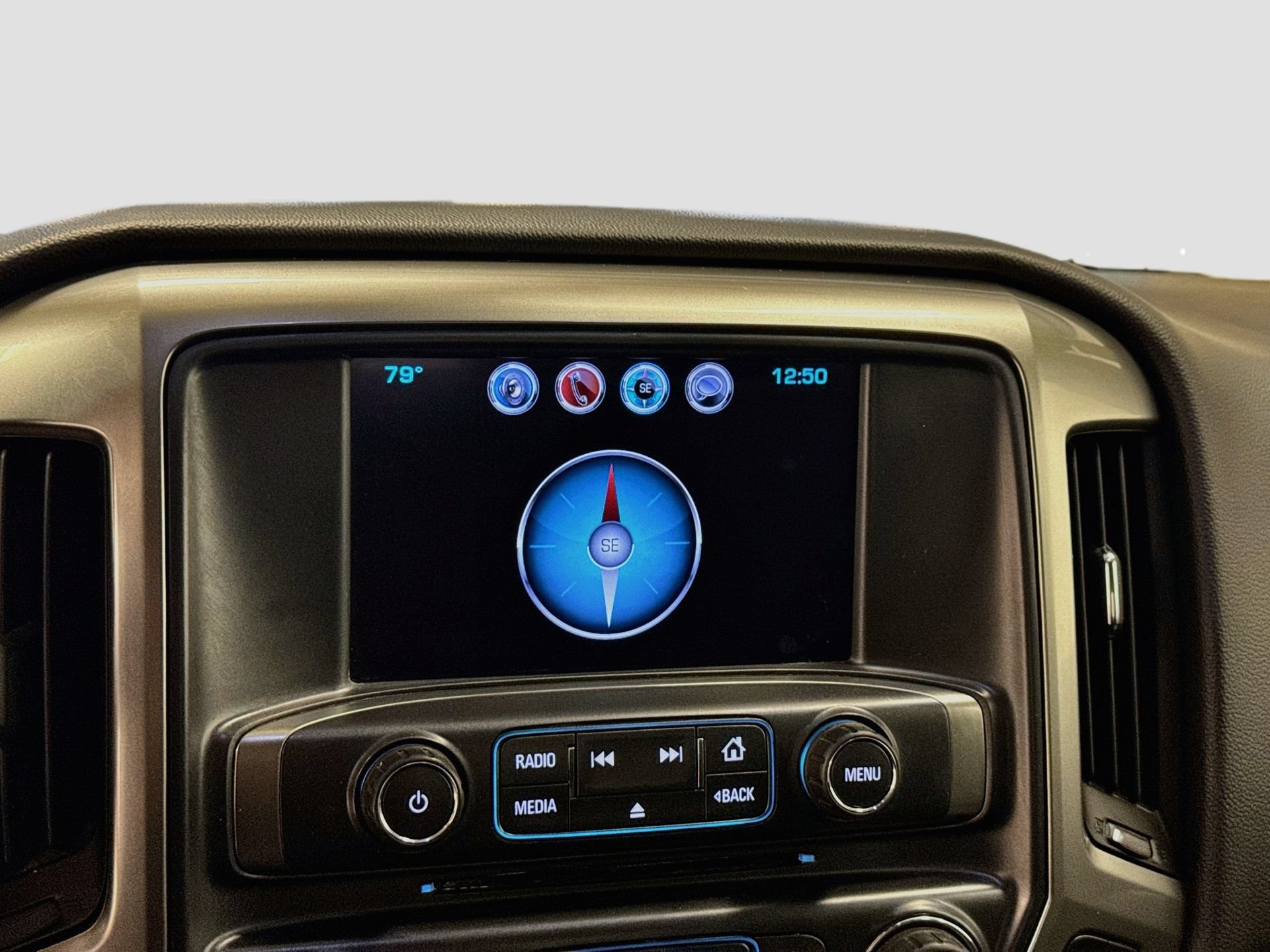 Used 2018 Chevrolet Silverado 1500 LT w/ All Star Edition AWD/4WD image 13