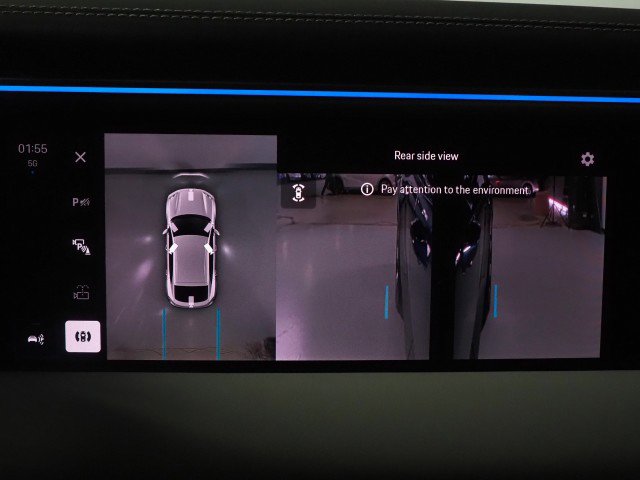 Used 2024 Porsche Macan 4 Electric image 29