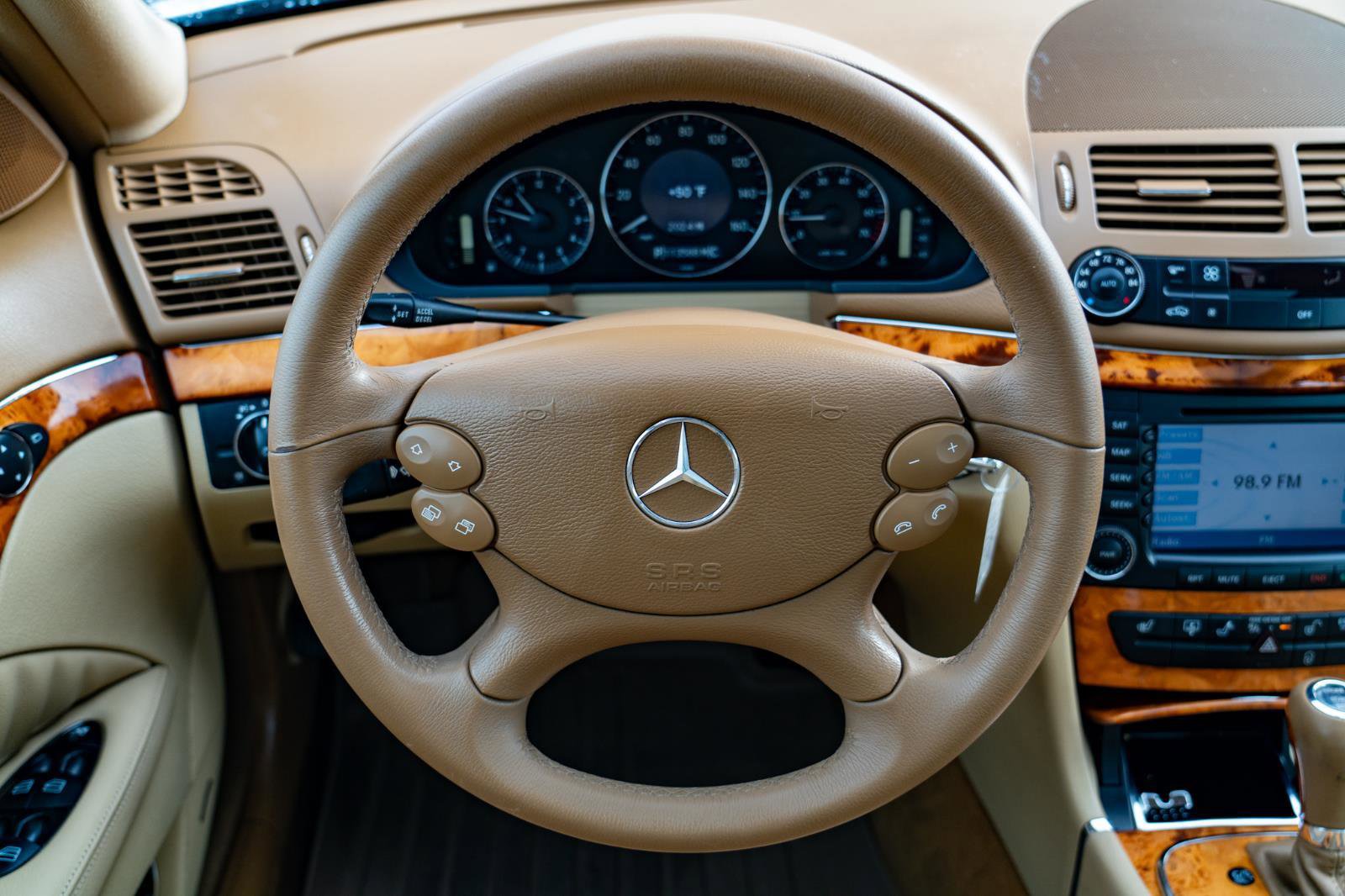 Used 2008 Mercedes-Benz E 350 4MATIC Sedan image 18