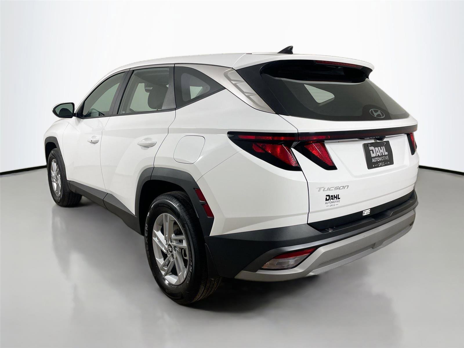 Used 2025 Hyundai Tucson SE image 10