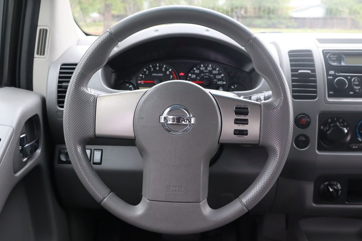 Used 2006 Nissan Frontier SE w/ (P01) Power Pkg AWD/4WD image 18