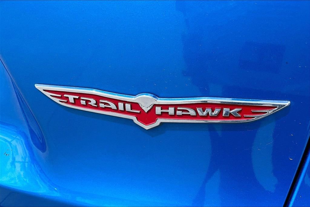 Certified 2021 Jeep Cherokee Trailhawk w/ Technology Group AWD/4WD image 24