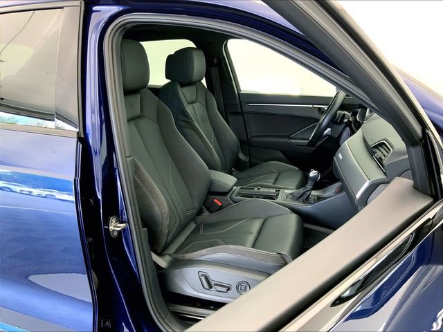 Used 2021 Audi Q3 2.0T Premium Plus w/ Premium Plus Package AWD/4WD image 17