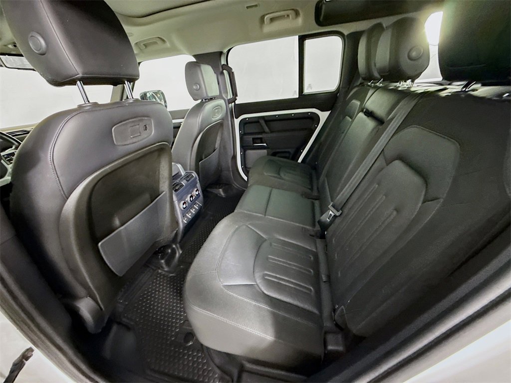 Certified 2020 Land Rover Defender 110 S image 20