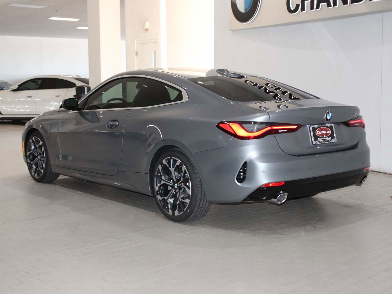 Used 2026 BMW 430i Coupe w/ Parking Assistance Package image 5
