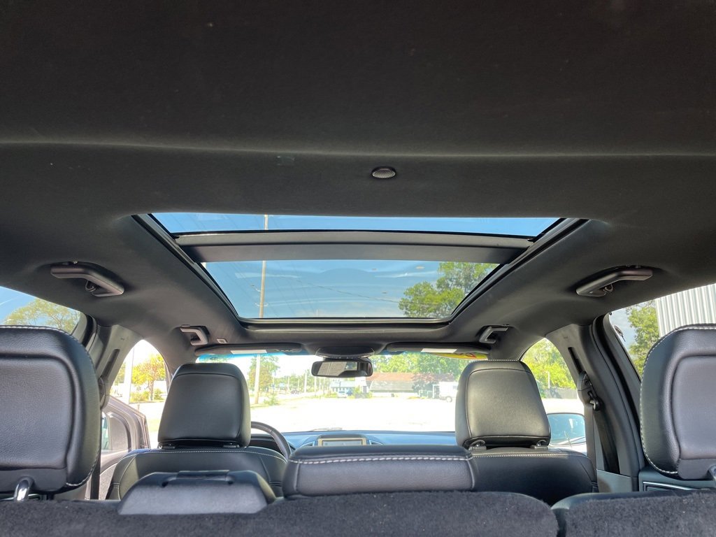 Used 2022 Ford Edge ST image 26