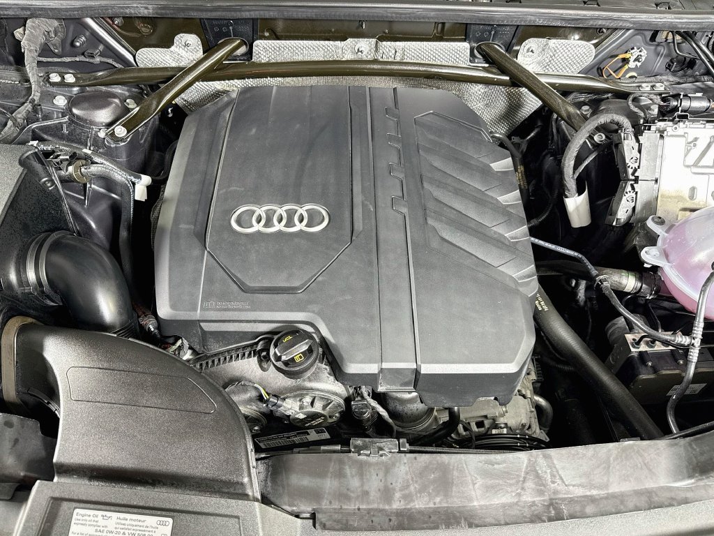 Used 2021 Audi Q5 2.0T Premium w/ Convenience Package AWD/4WD image 23