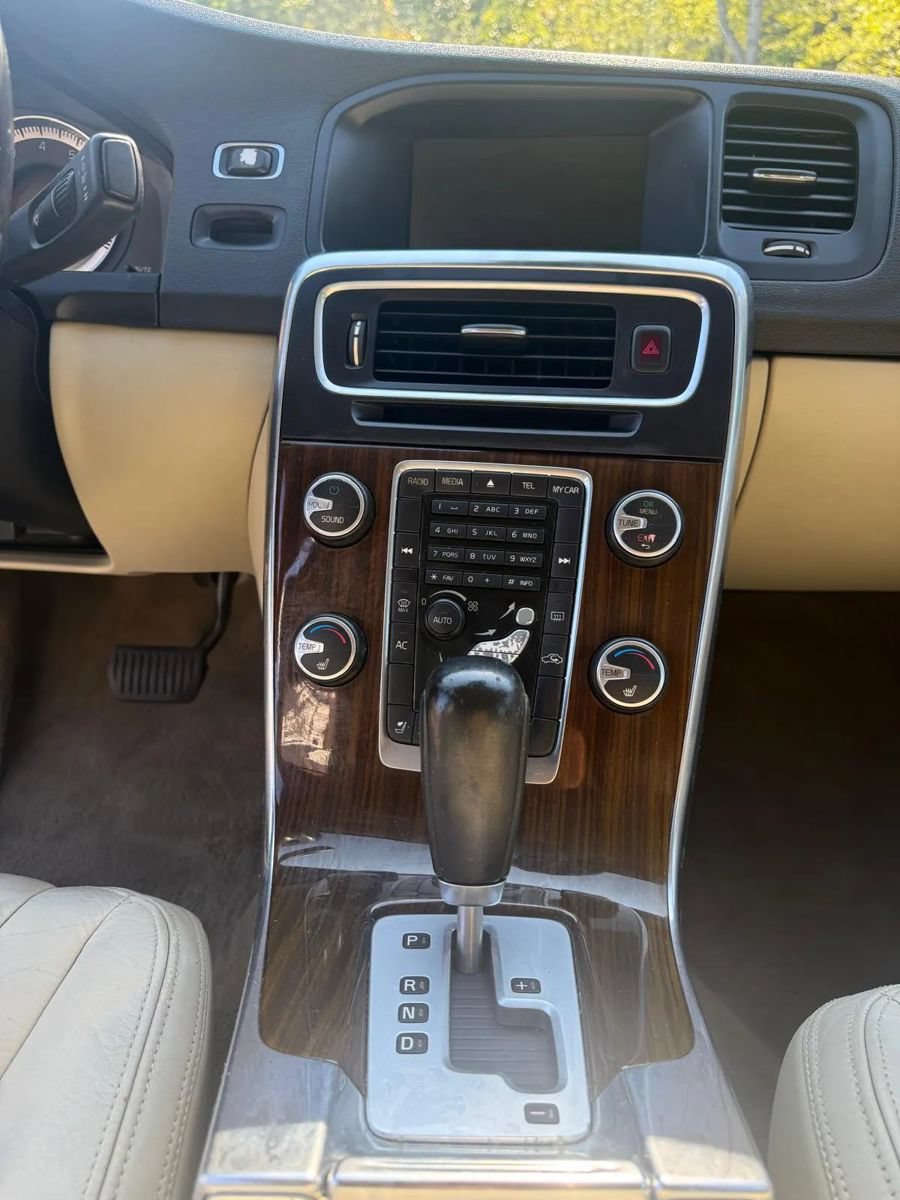 Used 2012 Volvo S60 T5 FWD image 15