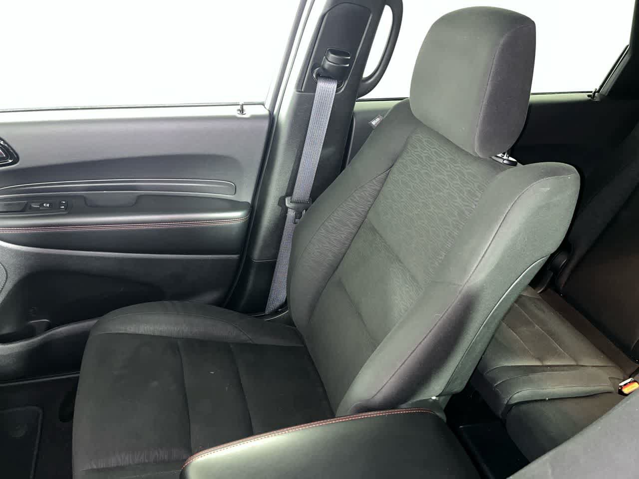 Used 2025 Dodge Durango GT AWD/4WD image 27