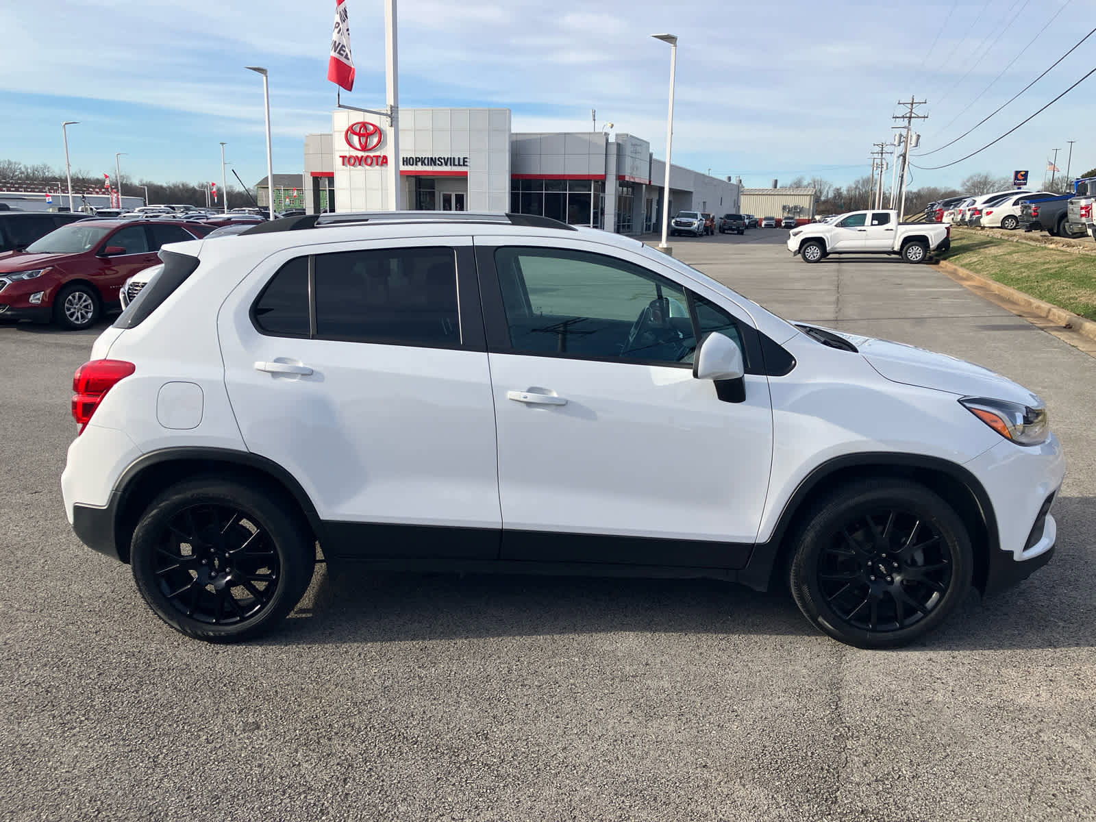 Used 2022 Chevrolet Trax LT w/ Driver Confidence Package image 8