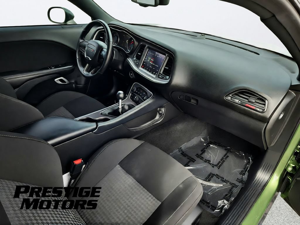 Used 2022 Dodge Challenger R/T Scat Pack RWD image 28
