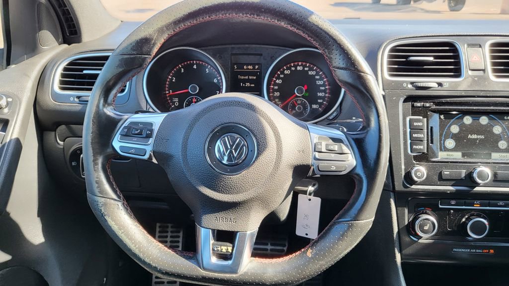 Used 2014 Volkswagen GTI Driver's Edition FWD image 25
