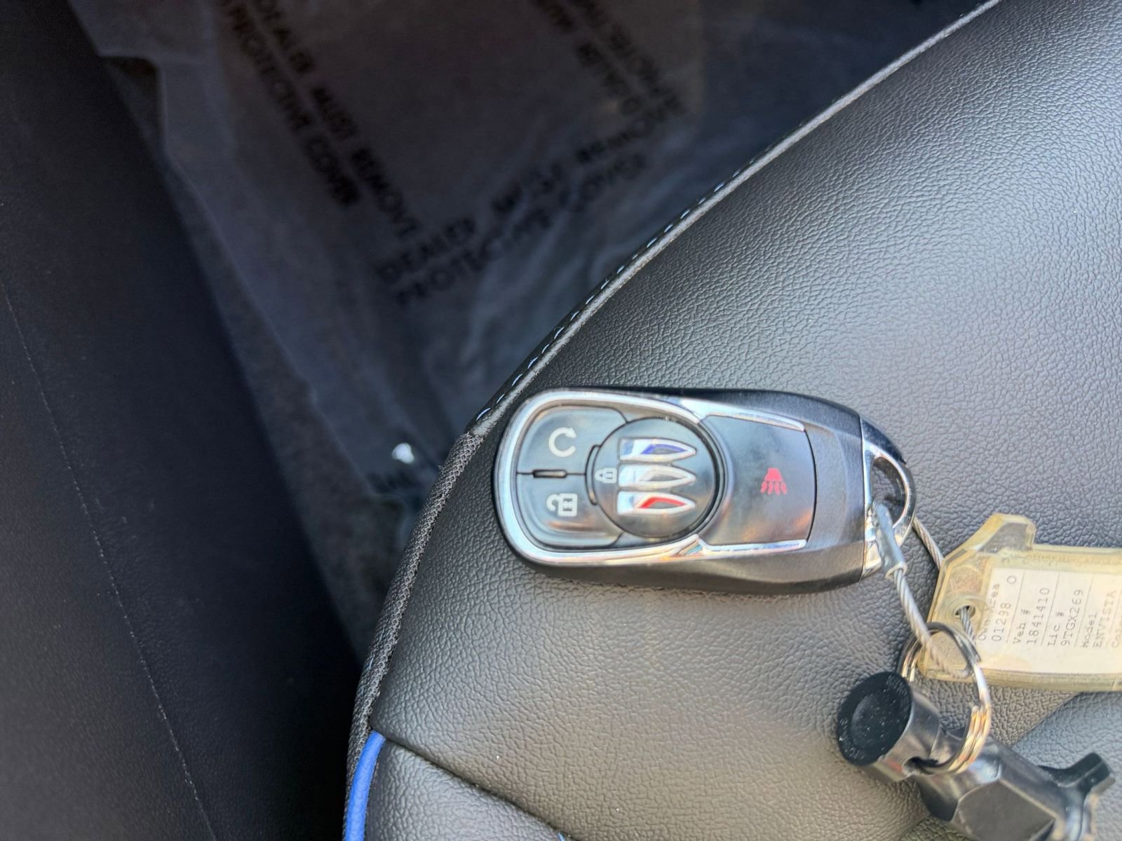 Used 2025 Buick Envista Sport Touring image 23