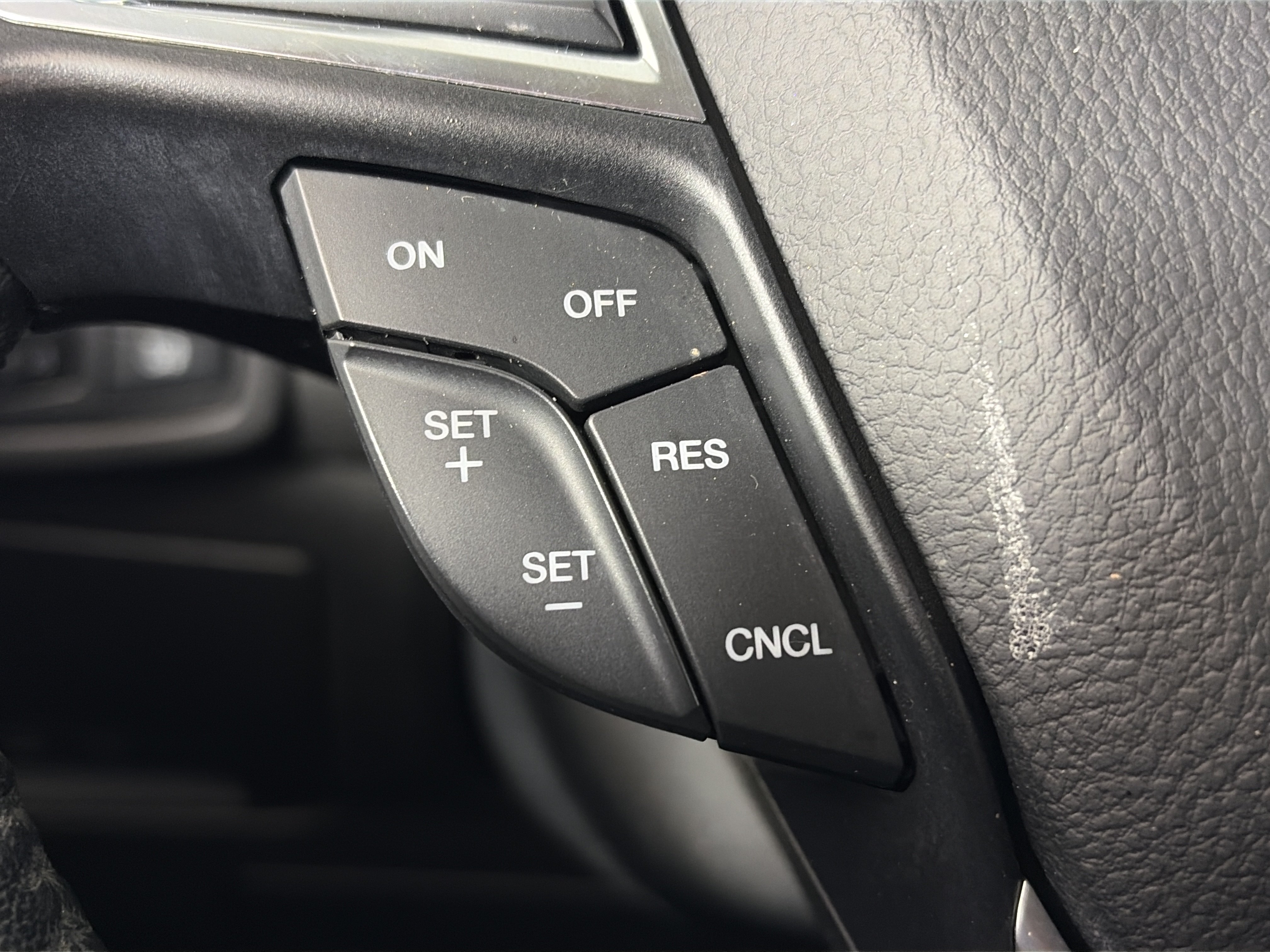 Used 2023 Ford Edge SEL w/ Sport Appearance Package AWD/4WD image 32