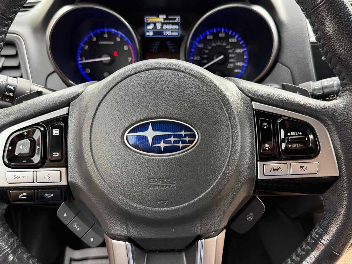 Used 2017 Subaru Outback 2.5i Touring AWD/4WD image 15