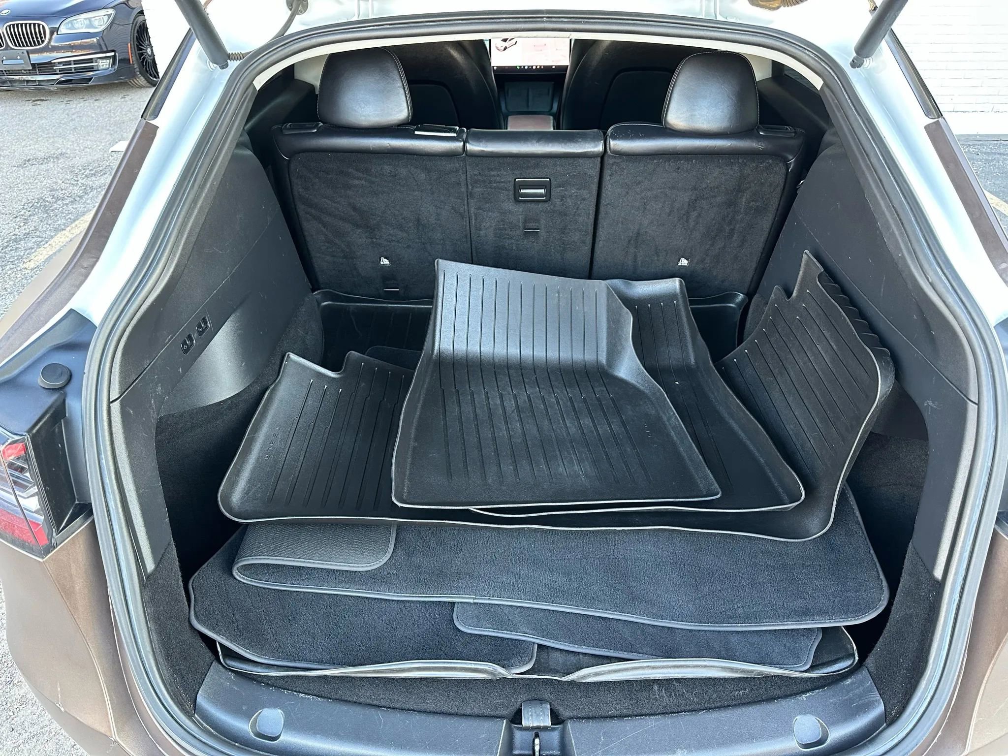 Used 2021 Tesla Model Y Performance image 17