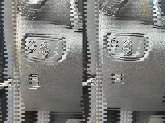 Used 2024 Chevrolet Blazer LT image 21