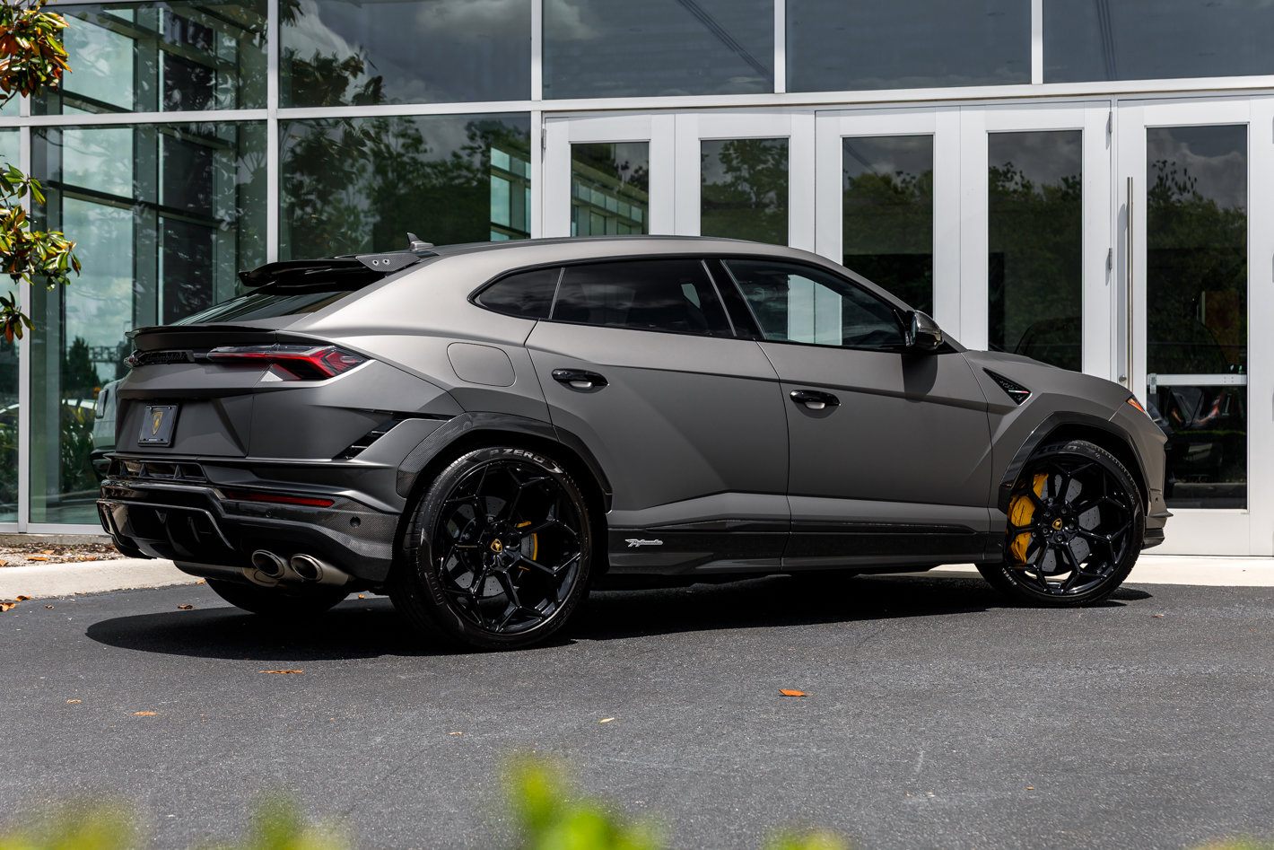 Used 2024 Lamborghini Urus Performante AWD/4WD image 14