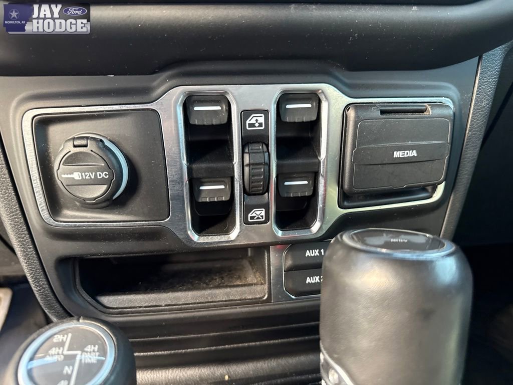 Used 2021 Jeep Wrangler Unlimited Sahara image 35