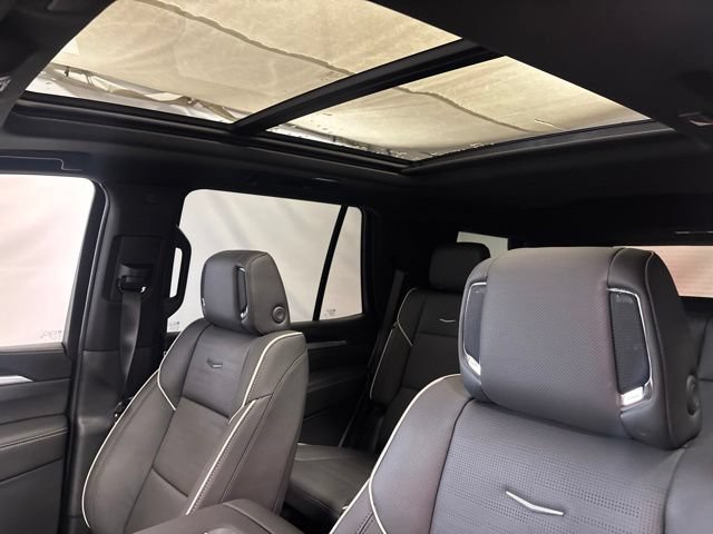 New 2026 Cadillac Escalade Sport w/ Touring Package AWD/4WD image 7