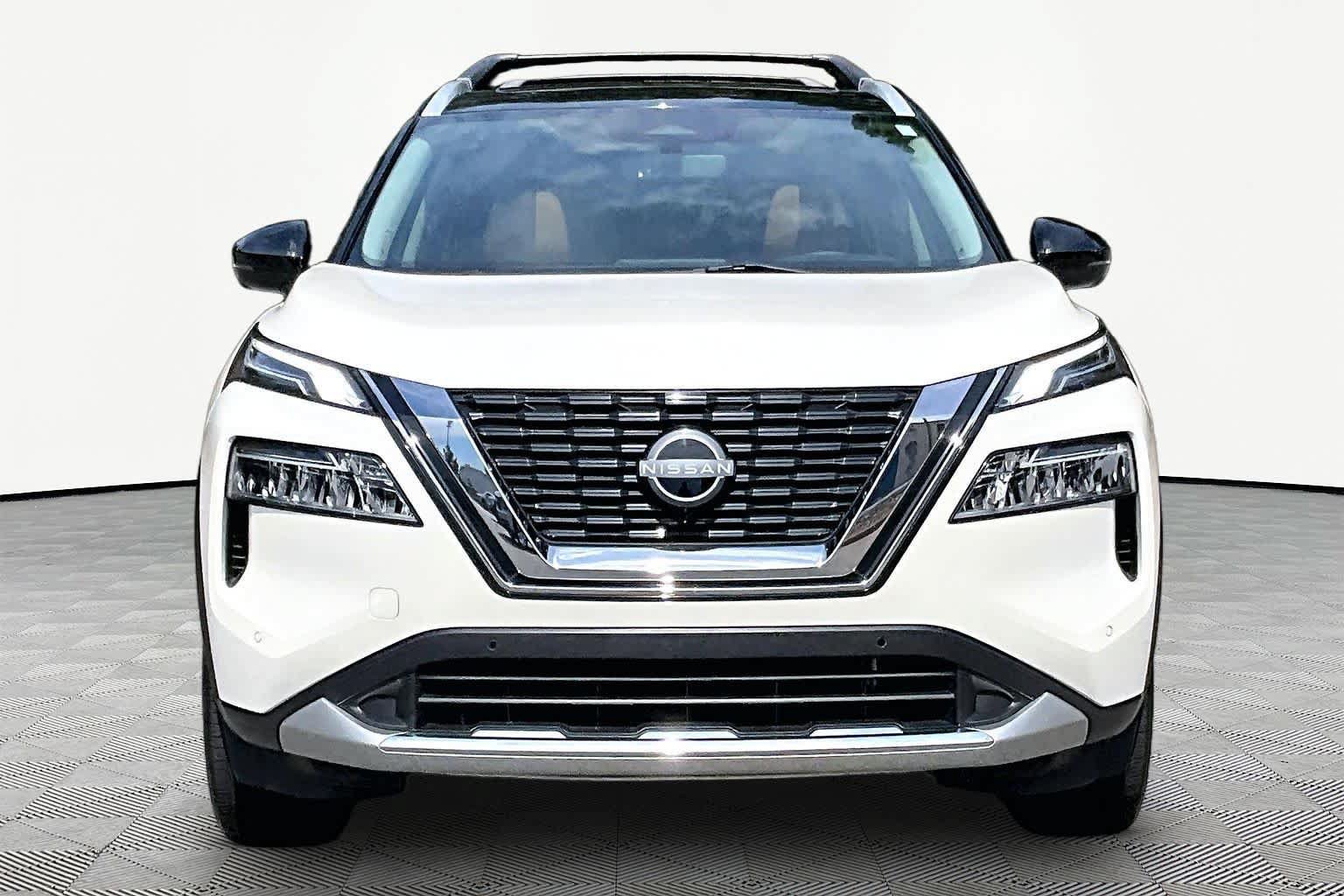 Used 2023 Nissan Rogue Platinum AWD/4WD image 4